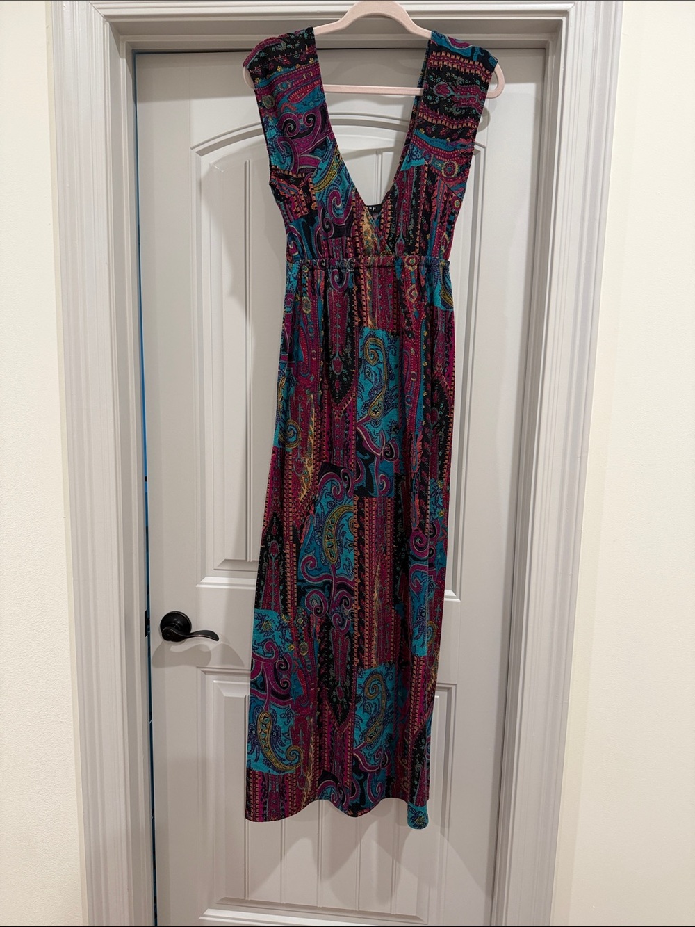 Snap Multicolor Paisley Maxi Dress in Pink, Teal, Black
